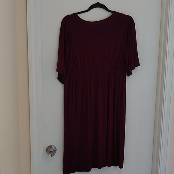 3/$15 Motherhood maternity dark purple vneck dress - Picture 3 of 7